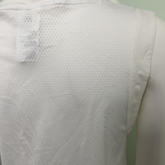 REEBOK WHITE SLEEVELESS MESH HOODIE MEDIUM - Picture 10 of 11